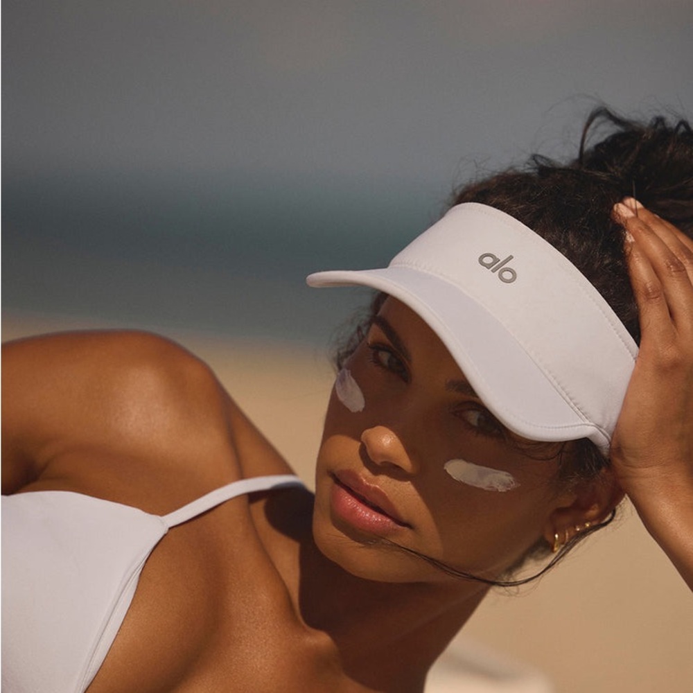 Alo White Performance Eclipse Visor